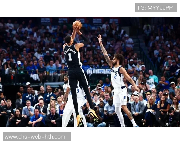 马刺与雷霆第六场激战回顾双方球员表现与战术分析 马刺与雷霆第六场激战回顾双方球员表现与战术分析